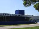 The South Florida Science Museum, complete with HF antenna on top!. [Tom Loughney, AJ4XM, photo]