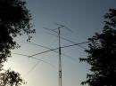 3 on 20MHz and a Moxon on 10MHZ
