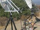 Bigger is better! N6CA 36-inch offset-feed dish (on the right)and KH6WZ 30-inch offset-feed dish made some awesome contacts over the contest weekend.